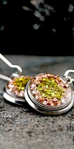Handmade Olive-Green & Pink SparkleChip Earrings – Natural & Colorful Jewelry