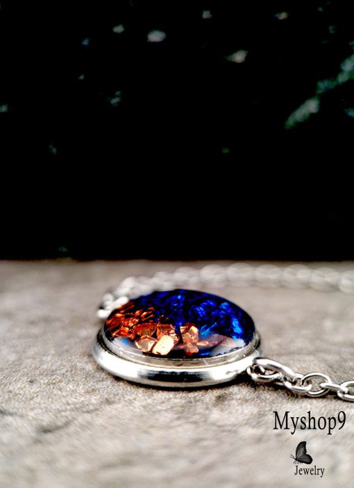 Small-Batch Sparkle Jewelry – Unique Business Gifts – Blue Dark-Orange Chips Necklace - Image 3