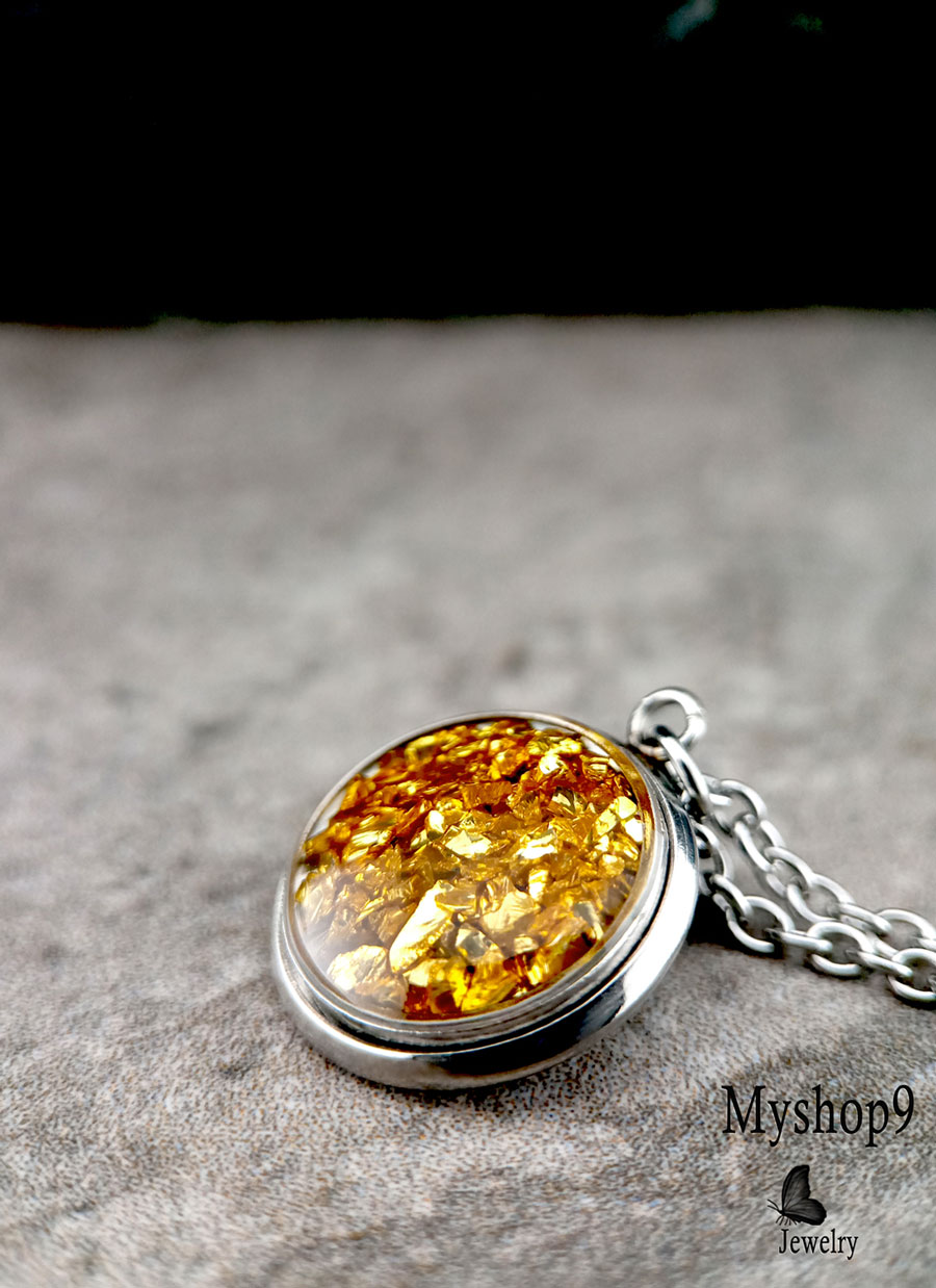Wholesale Sparkle Jewelry – Deep-Gold Chips Necklace for Resellers, Shops & Market Stalls - Image 2