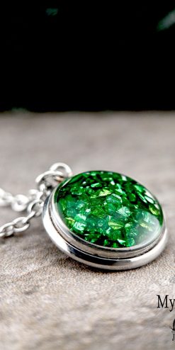 Green SparkleChip Necklace – Handmade Jewelry for Resellers – Bulk Wholesale Jewelry