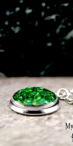 wholesale sparklechip necklaces green chips handmade bulk closeup3